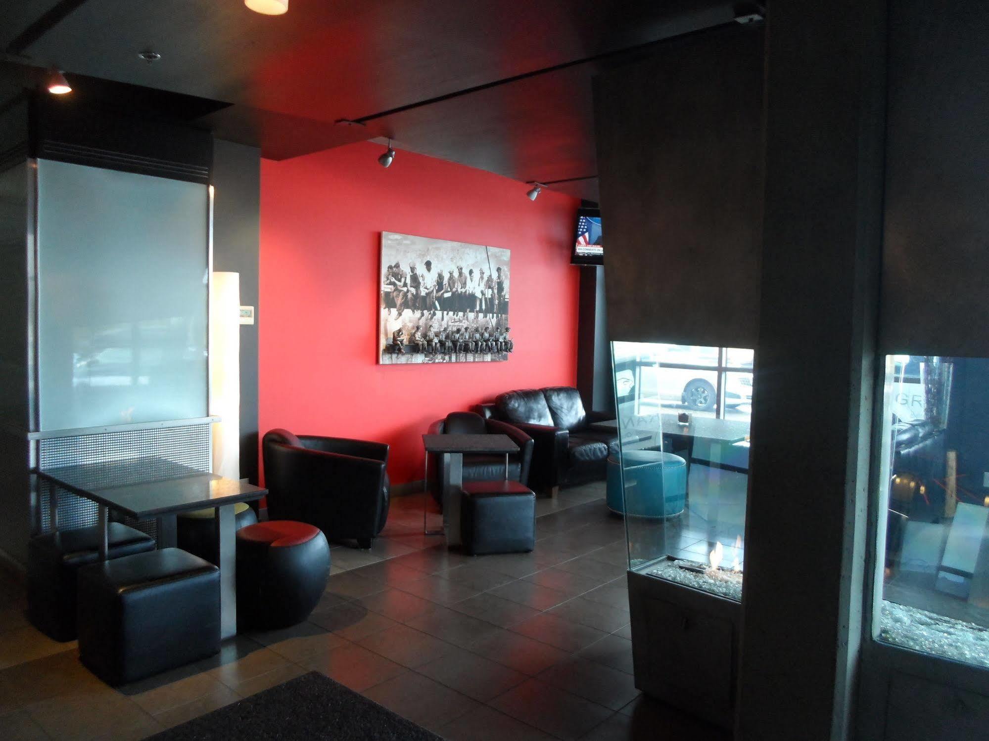 Grand Times Hotel - Aeroport De Quebec Bagian luar foto